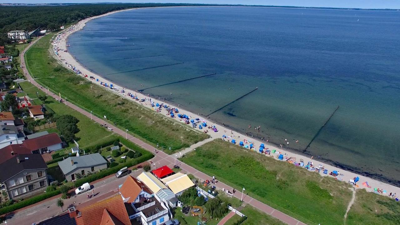Ferienhaus Emmely Nur Wenige Gehminuten Zum Strand Ruhig Glowe Esterno foto