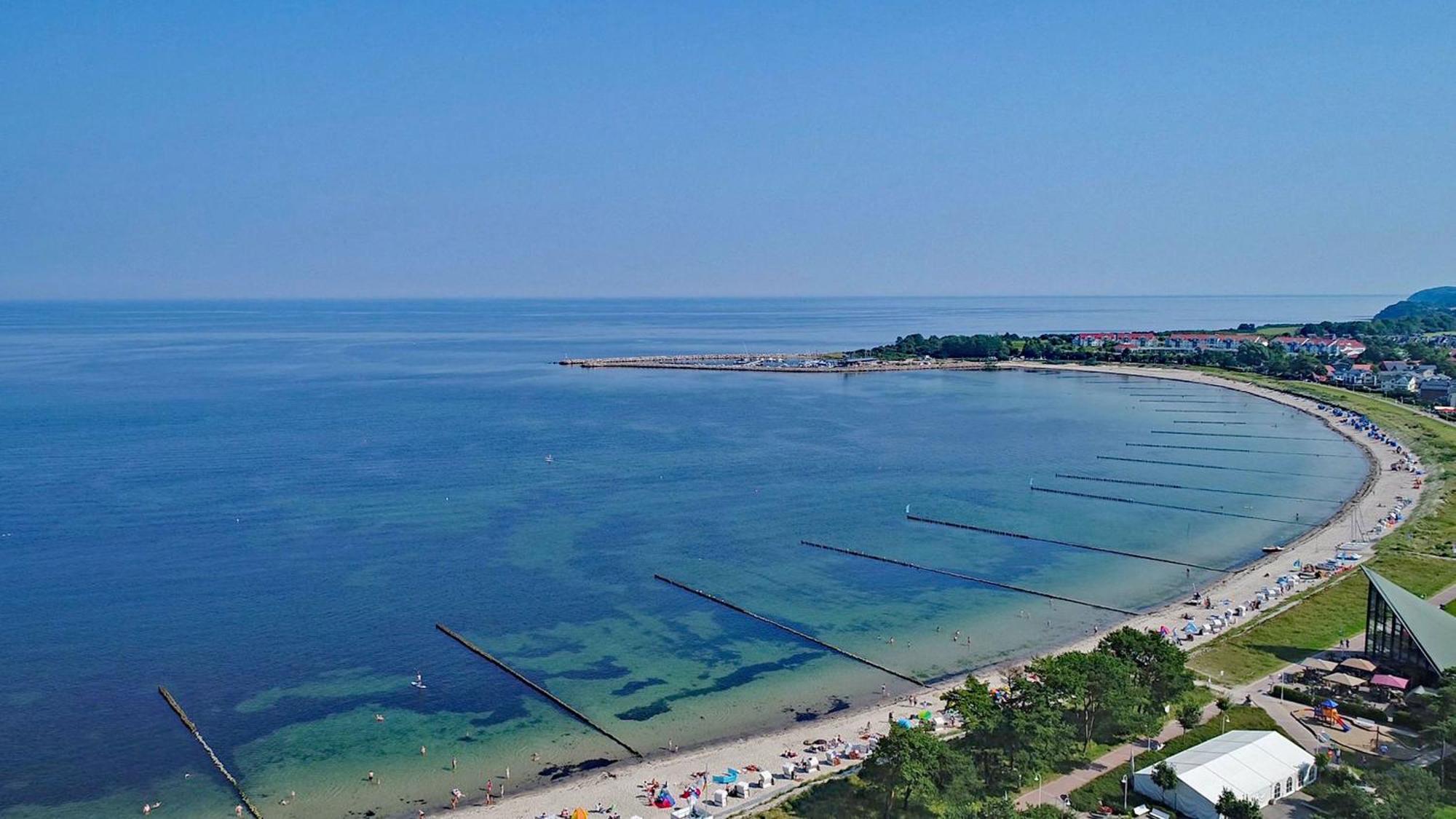 Ferienhaus Emmely Nur Wenige Gehminuten Zum Strand Ruhig Glowe Esterno foto