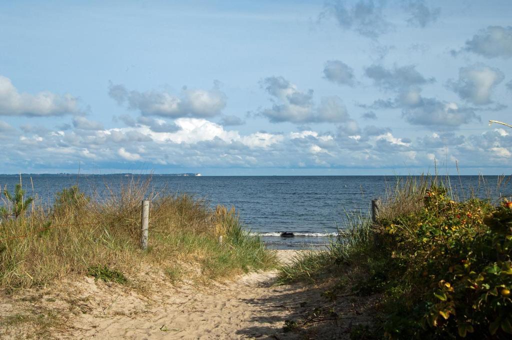 Ferienhaus Emmely Nur Wenige Gehminuten Zum Strand Ruhig Glowe Esterno foto